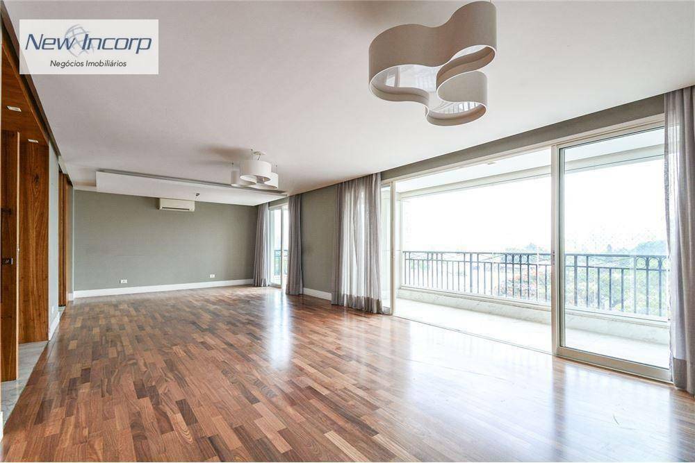 Apartamento à venda com 3 quartos, 240m² - Foto 1