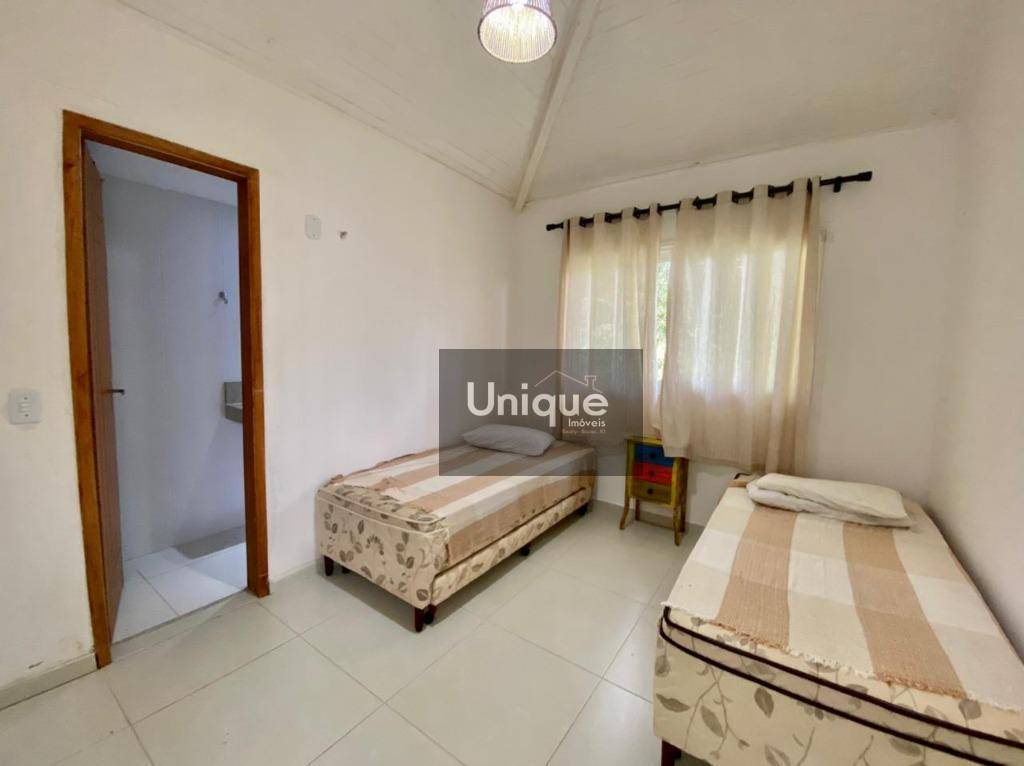 Casa à venda com 5 quartos, 300m² - Foto 13