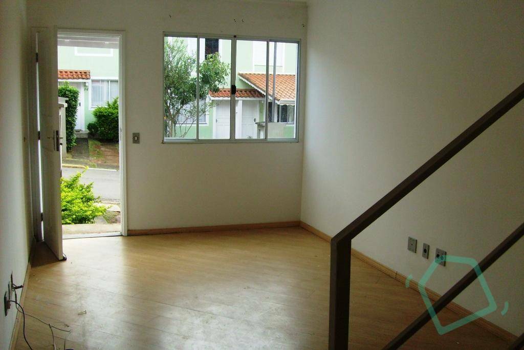 Casa de Condomínio para alugar com 2 quartos, 60m² - Foto 2
