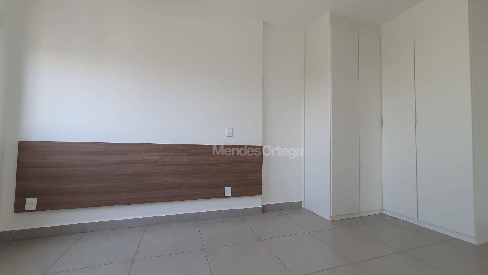 Apartamento para alugar com 3 quartos, 125m² - Foto 16