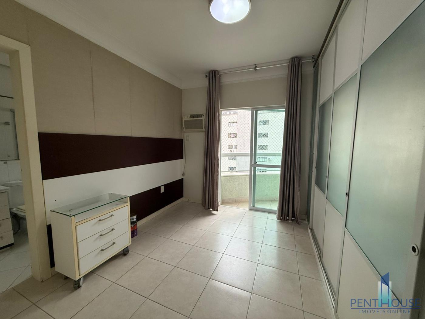 Apartamento à venda com 3 quartos, 143m² - Foto 18