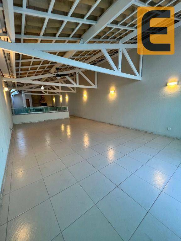 Casa à venda com 3 quartos, 293m² - Foto 32