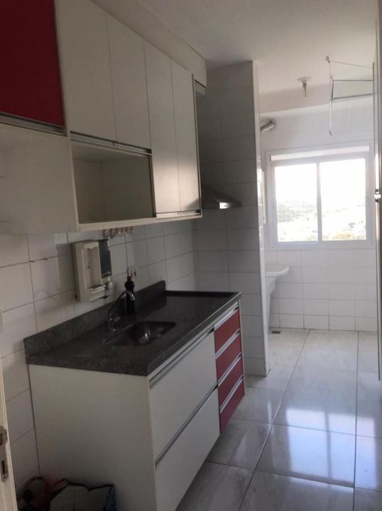 Apartamento à venda com 3 quartos, 69m² - Foto 2