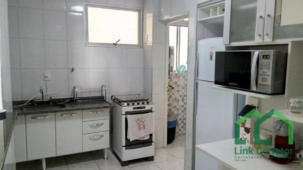 Apartamento à venda com 3 quartos, 83m² - Foto 7