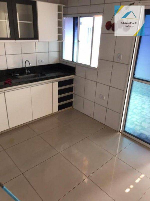 Casa à venda com 2 quartos, 90m² - Foto 9