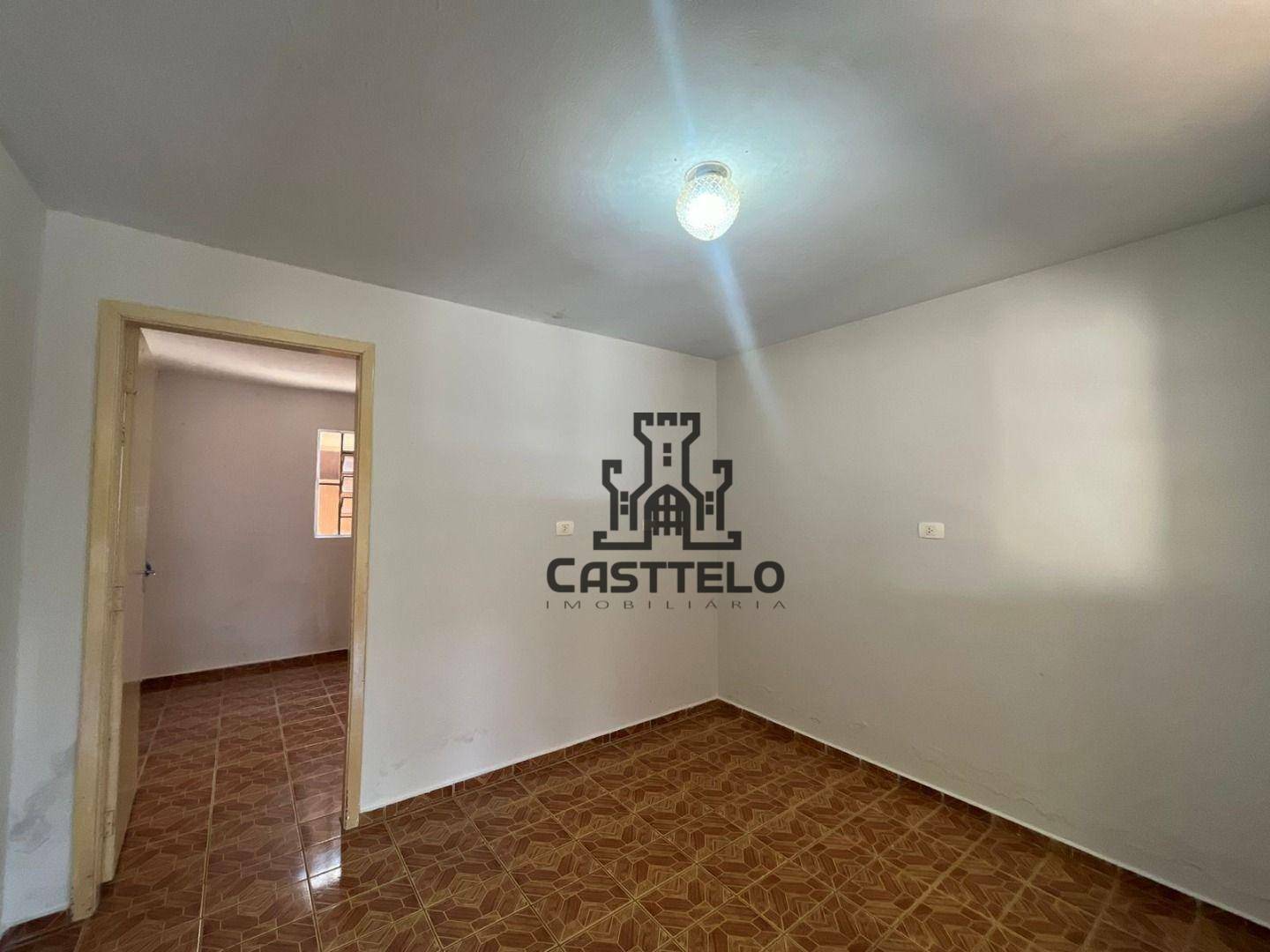 Casa para alugar com 3 quartos, 100m² - Foto 5