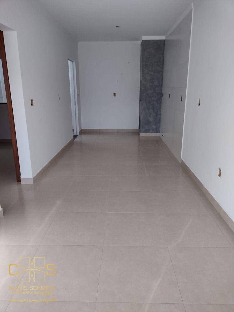 Casa à venda com 2 quartos, 53m² - Foto 12