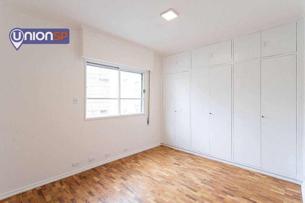 Apartamento à venda com 3 quartos, 137m² - Foto 3