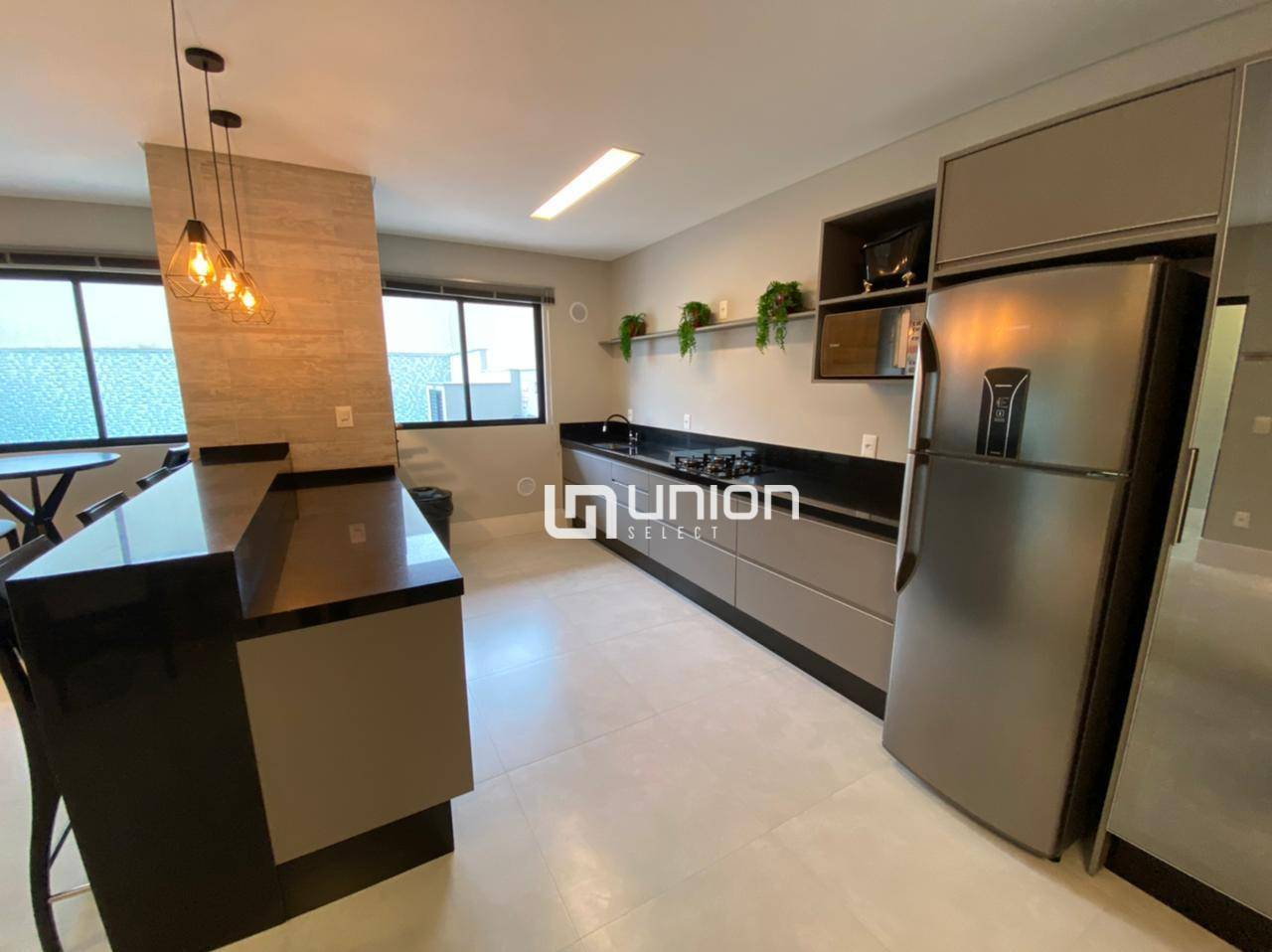 Apartamento à venda com 2 quartos, 62m² - Foto 20