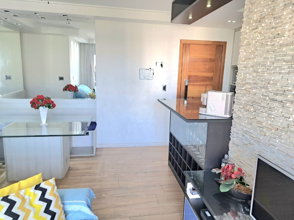 Apartamento à venda com 2 quartos, 50m² - Foto 4