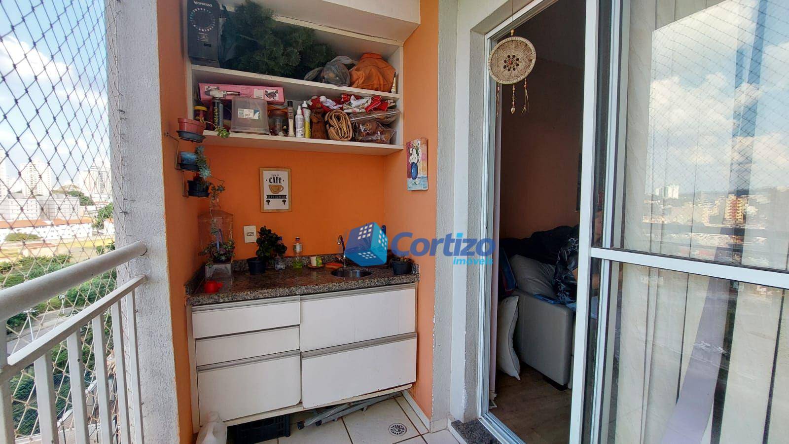 Apartamento à venda com 2 quartos, 69m² - Foto 5