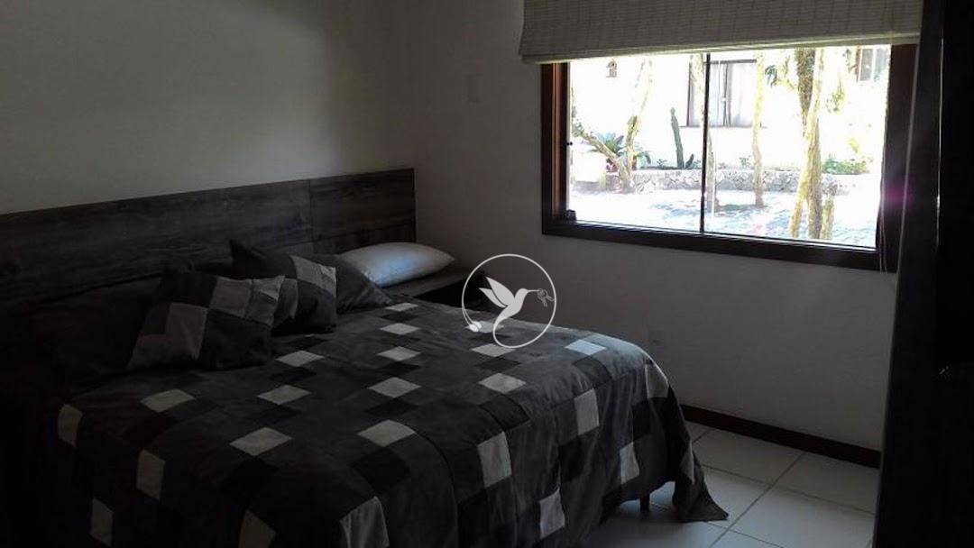 Casa de Condomínio à venda com 4 quartos, 250m² - Foto 11