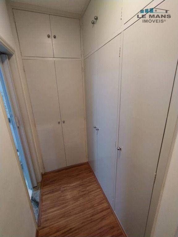 Apartamento à venda com 3 quartos, 120m² - Foto 26