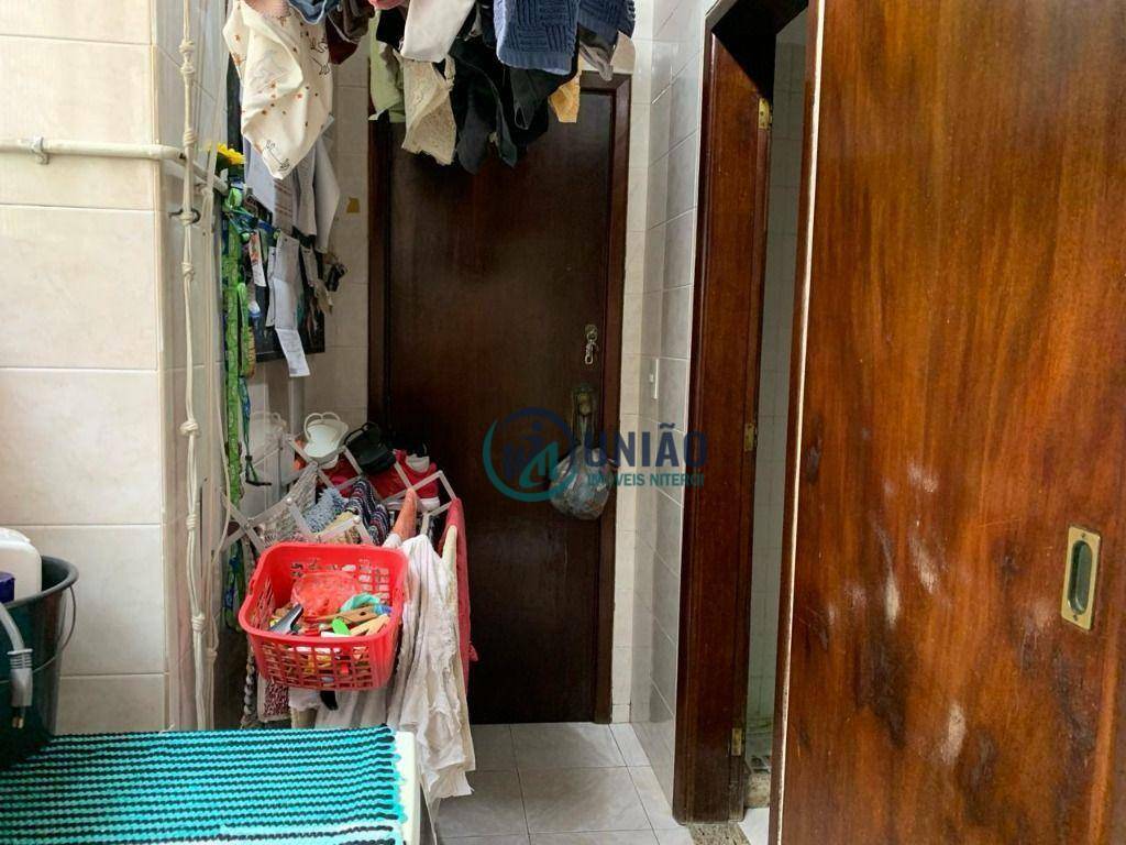 Apartamento à venda com 3 quartos, 120m² - Foto 25