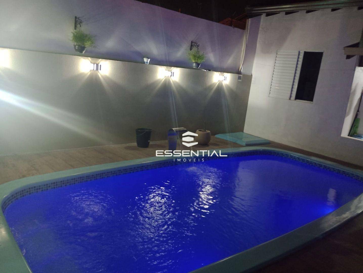 Casa, 3 quartos, 108 m² - Foto 1