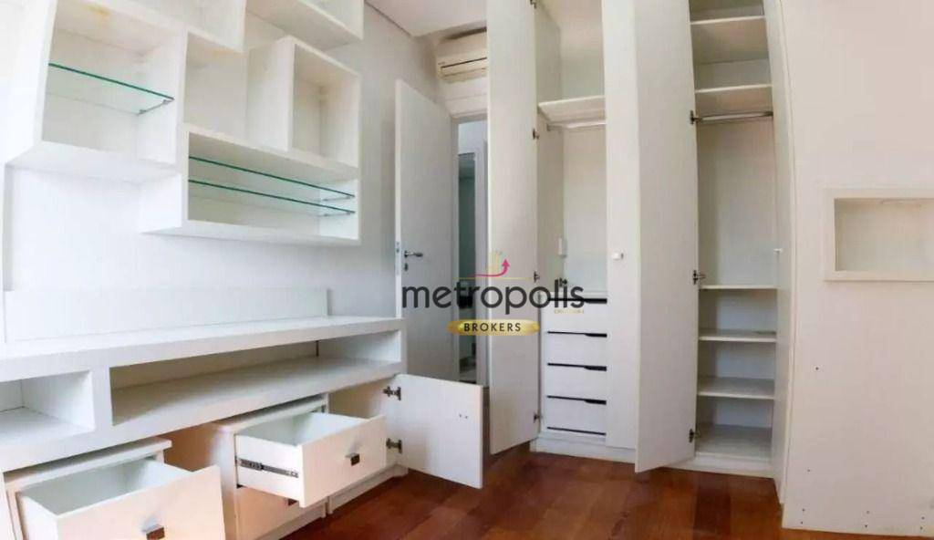 Apartamento para alugar com 3 quartos, 229m² - Foto 5