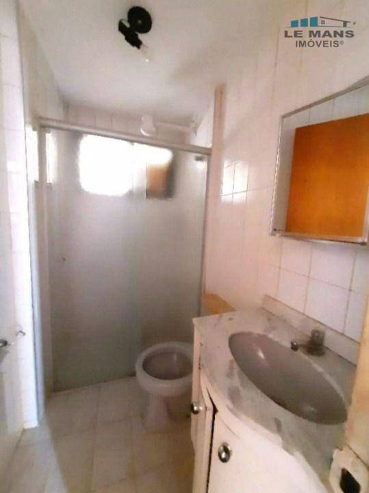 Apartamento à venda com 3 quartos, 203m² - Foto 12