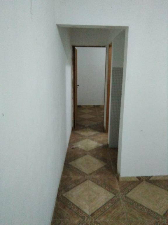 Casa à venda com 3 quartos, 200m² - Foto 21