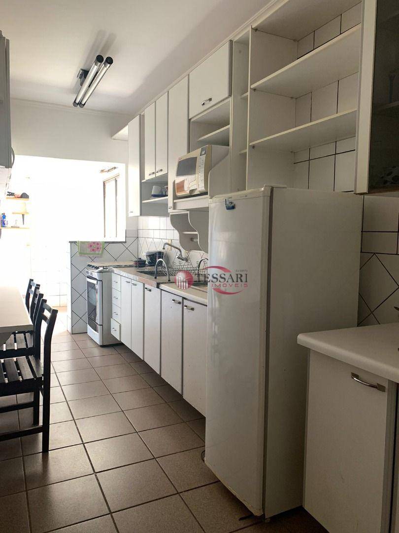 Apartamento à venda com 1 quarto, 70m² - Foto 10