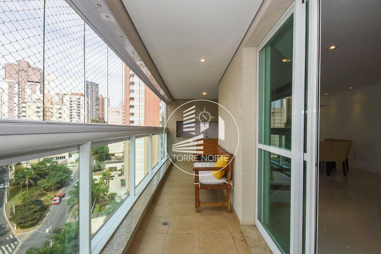 Apartamento à venda com 3 quartos, 193m² - Foto 4