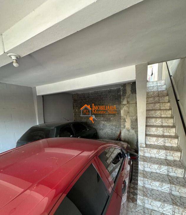 Sobrado à venda com 5 quartos, 155m² - Foto 2