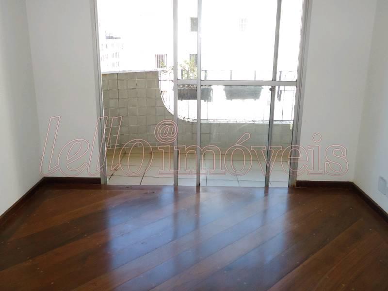 Apartamento para alugar com 2 quartos, 70m² - Foto 8