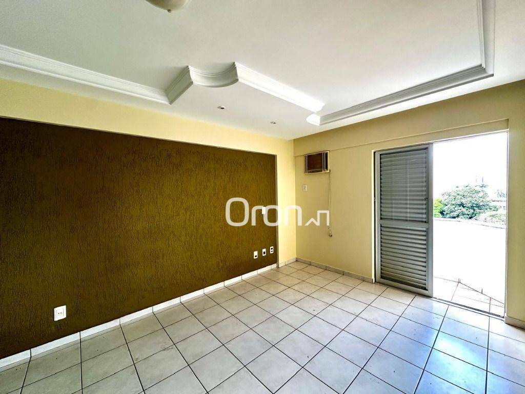 Apartamento à venda com 3 quartos, 111m² - Foto 4