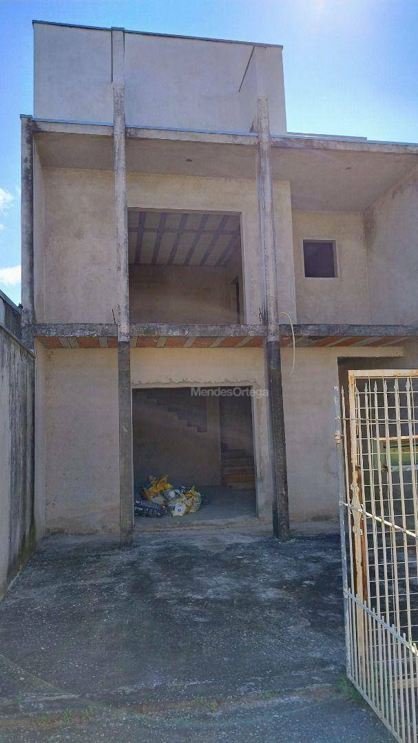 Casa à venda com 3 quartos, 145m² - Foto 2