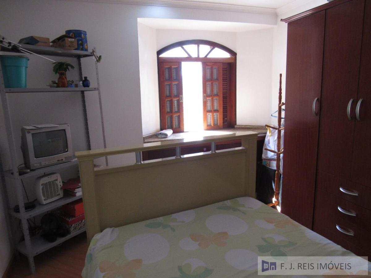 Sobrado à venda com 3 quartos, 360m² - Foto 13