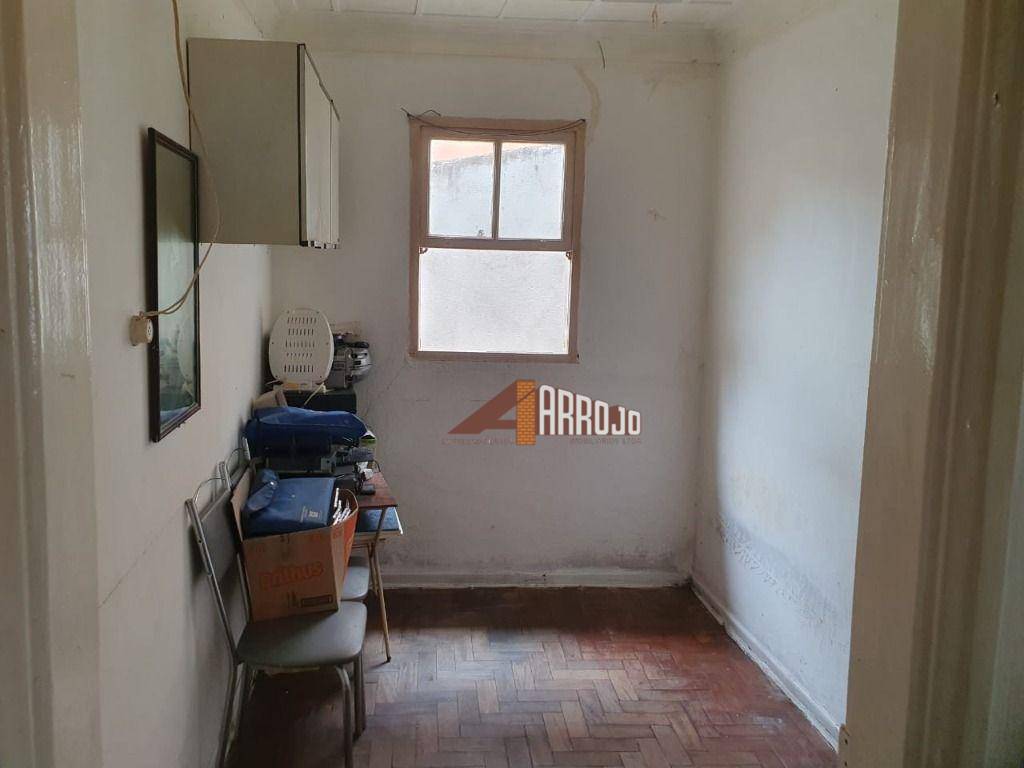 Casa à venda com 3 quartos, 204m² - Foto 21