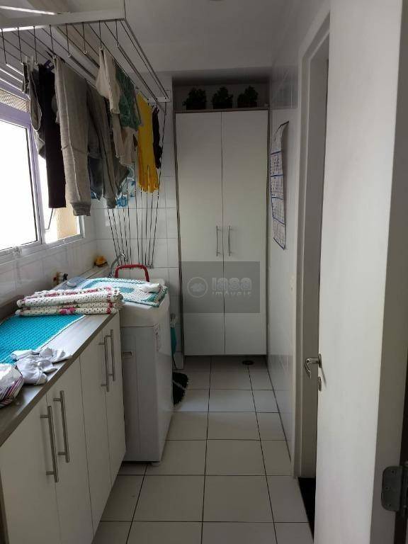 Apartamento à venda com 3 quartos, 133m² - Foto 6