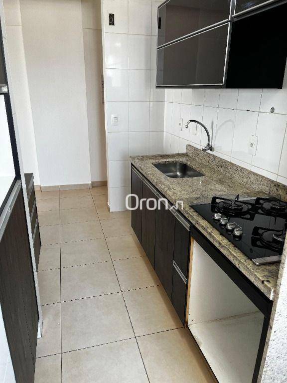 Apartamento à venda com 2 quartos, 64m² - Foto 5