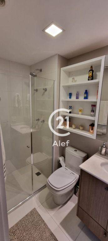 Apartamento à venda com 2 quartos, 79m² - Foto 35