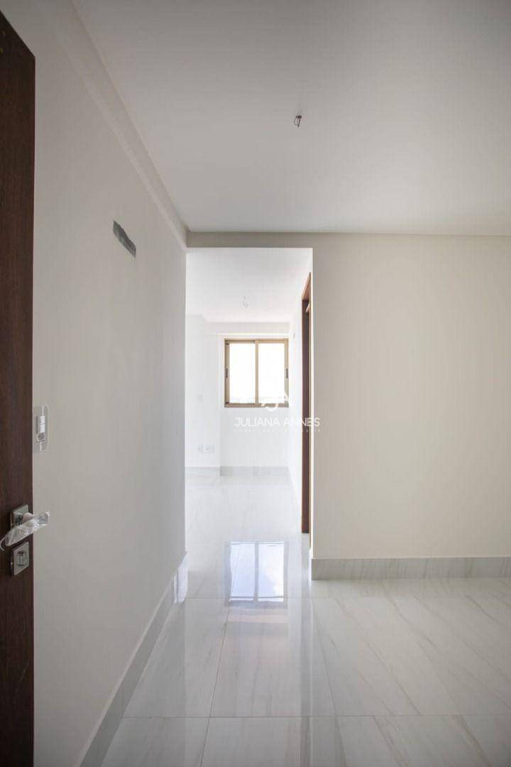 Apartamento à venda com 3 quartos, 254m² - Foto 19