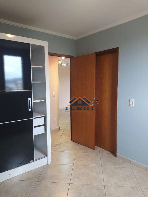 Apartamento para alugar com 3 quartos, 94m² - Foto 17