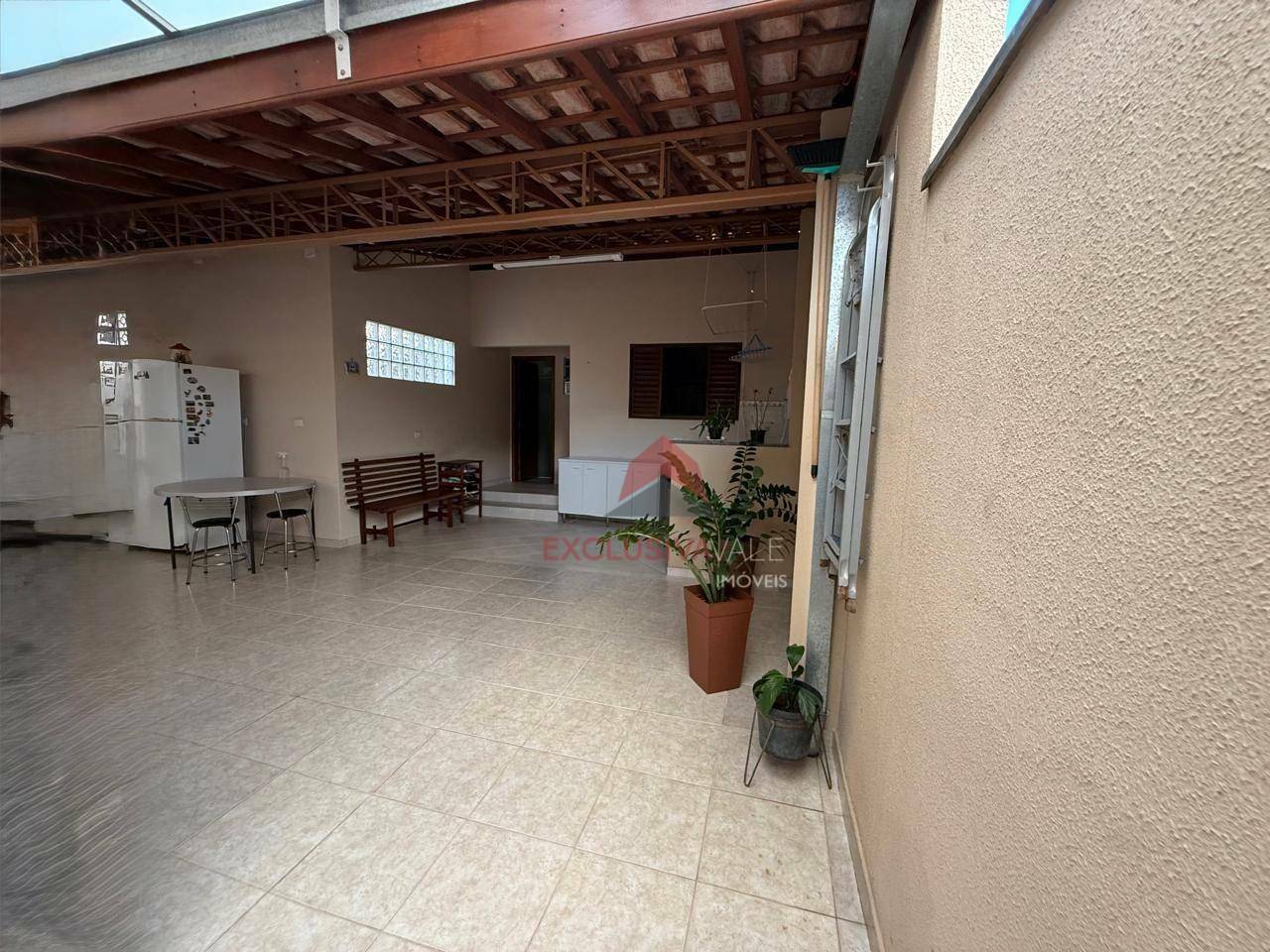 Casa à venda com 5 quartos, 149m² - Foto 30