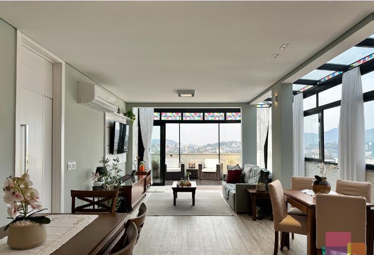 Cobertura à venda com 3 quartos, 161m² - Foto 2