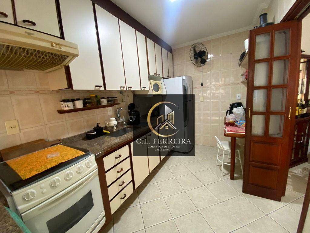 Apartamento à venda com 2 quartos, 68m² - Foto 11