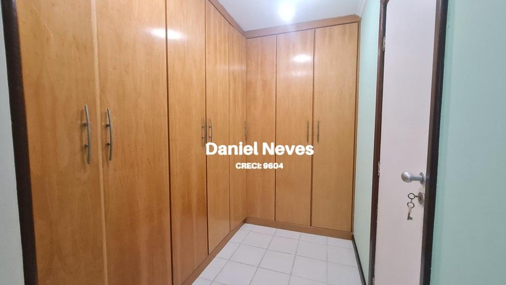 Casa de Condomínio à venda com 4 quartos, 223m² - Foto 19