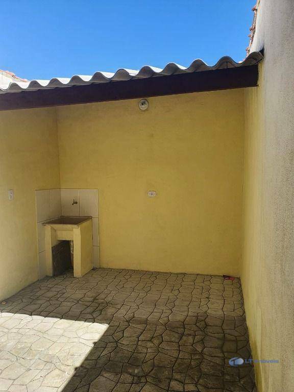 Casa à venda com 3 quartos, 100m² - Foto 13