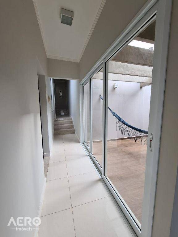 Casa de Condomínio à venda com 3 quartos, 330m² - Foto 23