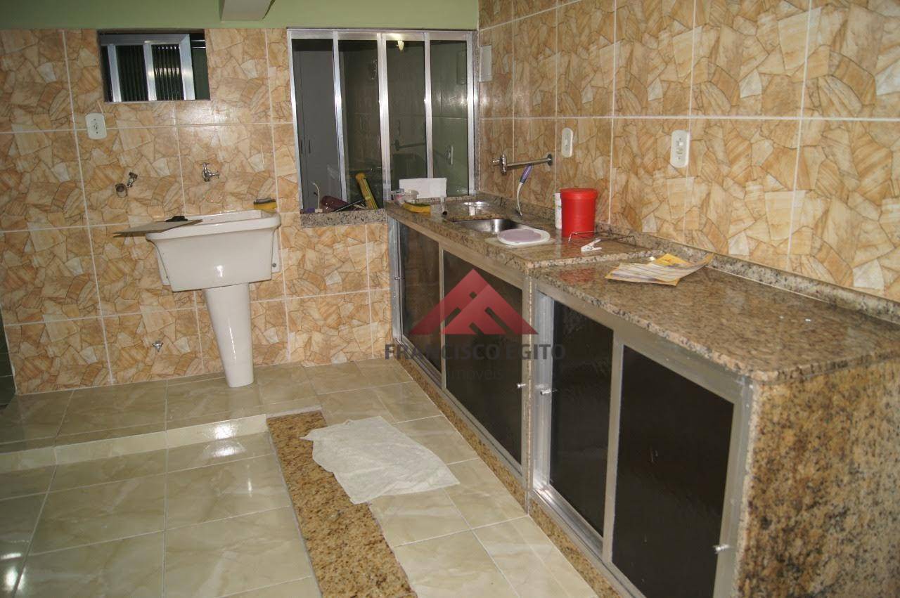 Apartamento à venda com 3 quartos, 97m² - Foto 17