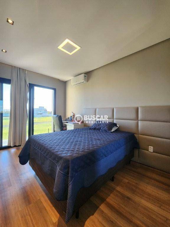 Casa de Condomínio à venda com 4 quartos, 241m² - Foto 20