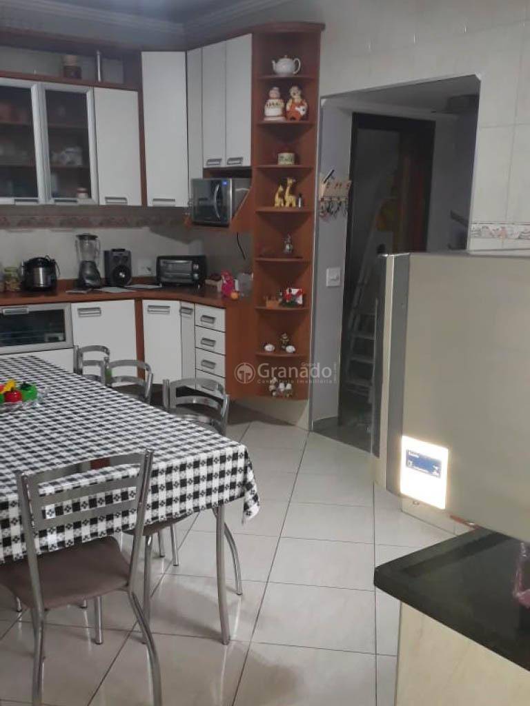 Sobrado à venda com 3 quartos, 340m² - Foto 9