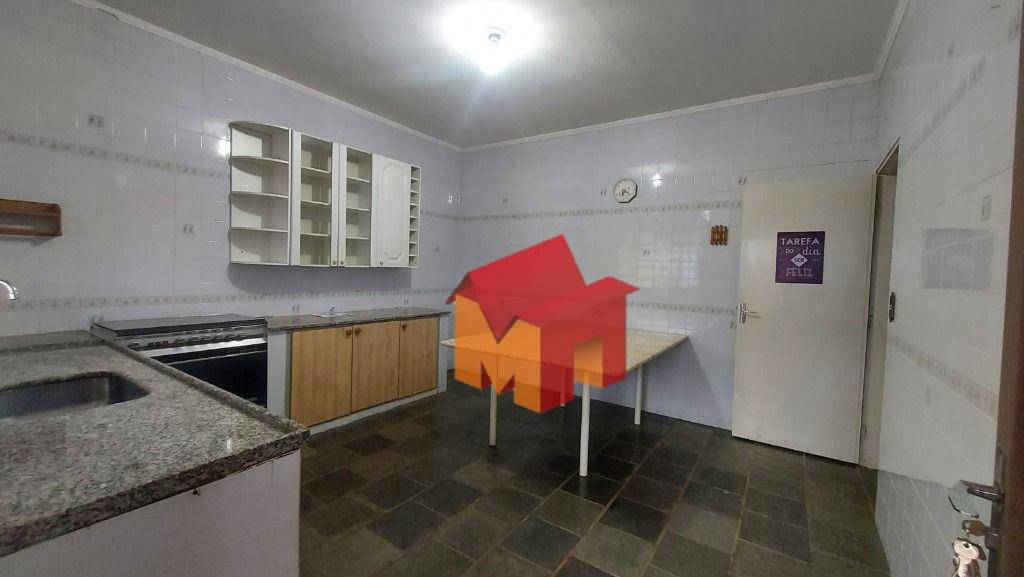 Chácara à venda com 2 quartos, 200m² - Foto 6