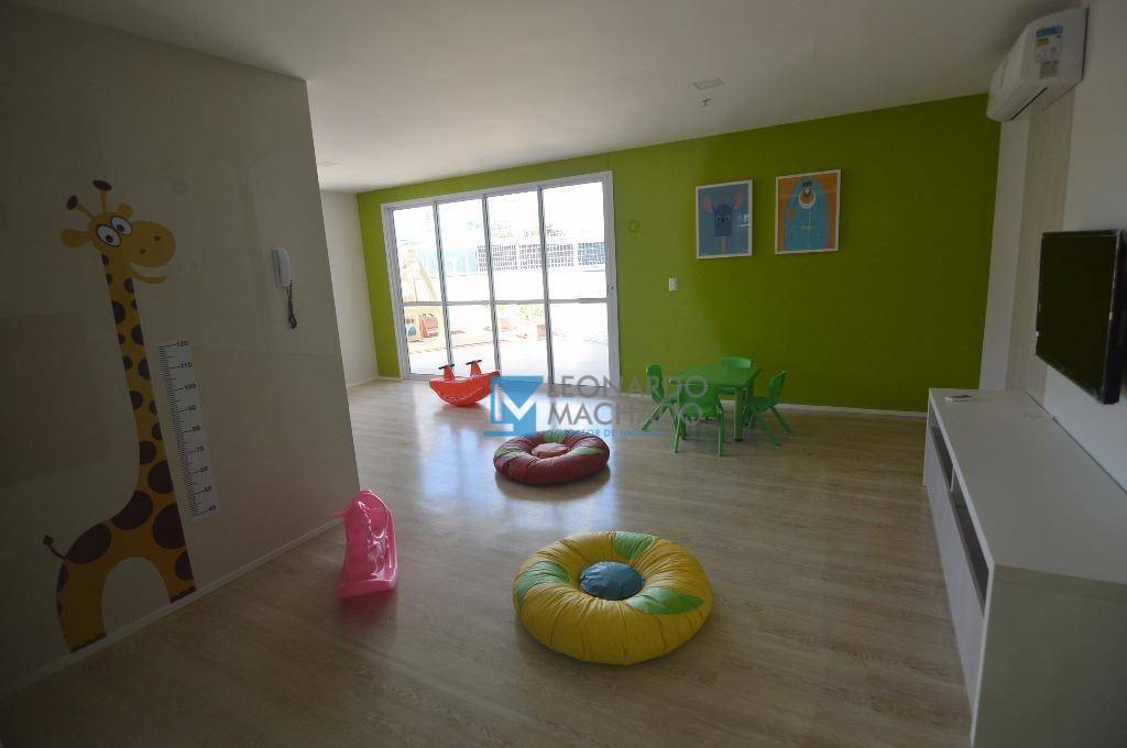 Apartamento à venda com 4 quartos, 176m² - Foto 23