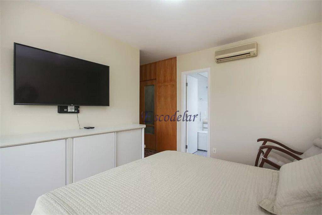 Apartamento à venda com 4 quartos, 195m² - Foto 24