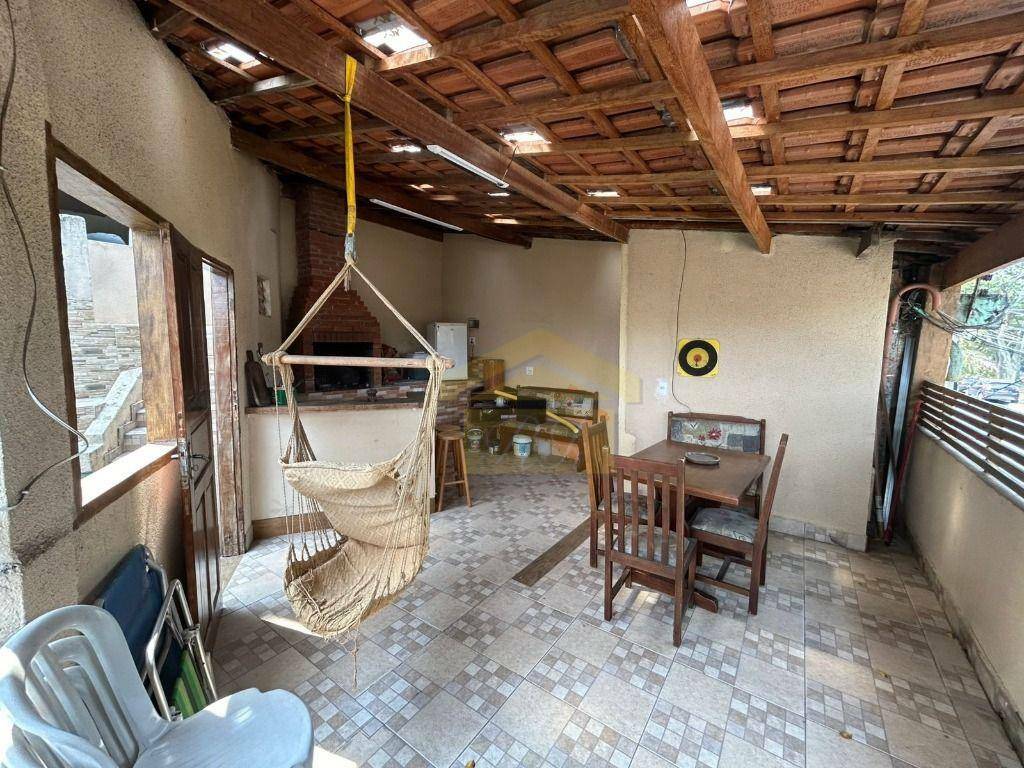 Sobrado à venda com 3 quartos, 300m² - Foto 8