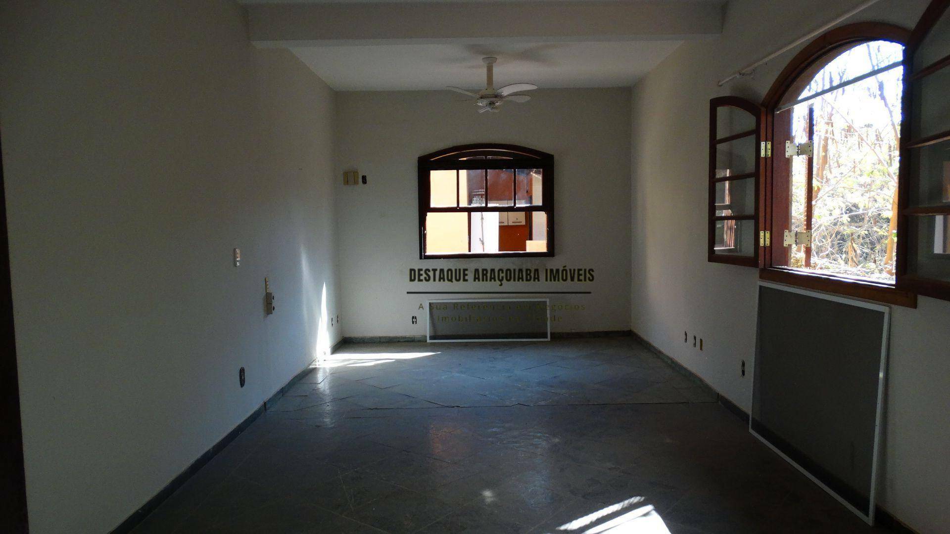 Casa à venda com 3 quartos, 250m² - Foto 13