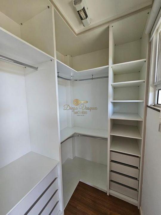 Casa de Condomínio à venda com 4 quartos, 200m² - Foto 17